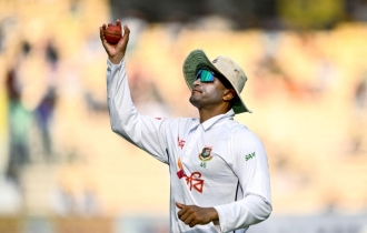 দেশে ফিরতে চান সাকিব