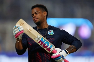 এক বিশ্বকাপে সর্বোচ্চ ছক্কার রেকর্ড হেটমায়ারের