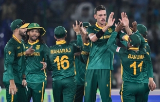 আফগানিস্তানকে গুঁড়িয়ে চ্যাম্পিয়নস ট্রফি শুরু করল দক্ষিণ আফ্রিকা