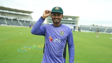 সিলেটে তানজিদের টেস্ট অভিষেক