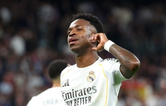 জোড়া গোল রিয়াল প্রেসিডেন্টকে উৎসর্গ করলেন ভিনিসুস জোড়া গোল রিয়াল প্রেসিডেন্টকে উৎসর্গ করলেন ভিনিসুস