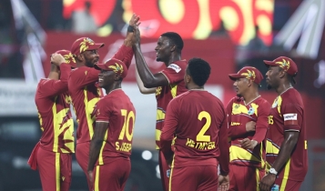 জিম্বাবুয়েকে গুঁড়িয়ে সেমির লড়াইয়ে এগিয়ে গেল উইন্ডিজ