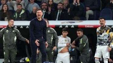 ২ লাল কার্ডের ম্যাচে হারের পর রেফারিং নিয়ে ক্ষুব্ধ রিয়াল কোচ ২ লাল কার্ডের ম্যাচে হারের পর রেফারিং নিয়ে ক্ষুব্ধ রিয়াল কোচ