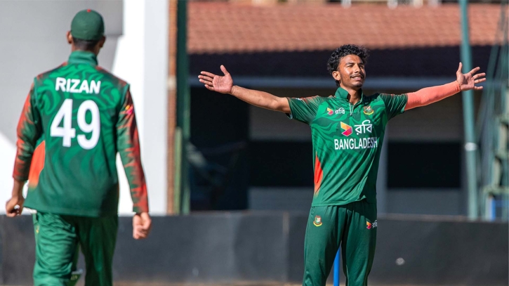 ত্রিদেশীয় সিরিজে ফাইনালের আগে জিম্বাবুয়েকে গুঁড়িয়ে দিল বাংলাদেশ ত্রিদেশীয় সিরিজে ফাইনালের আগে জিম্বাবুয়েকে গুঁড়িয়ে দিল বাংলাদেশ