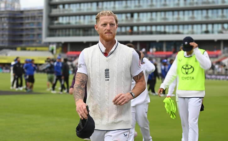 ২০২৭ অ্যাশেজ পর্যন্ত ইংল্যান্ডের চুক্তিতে স্টোকস