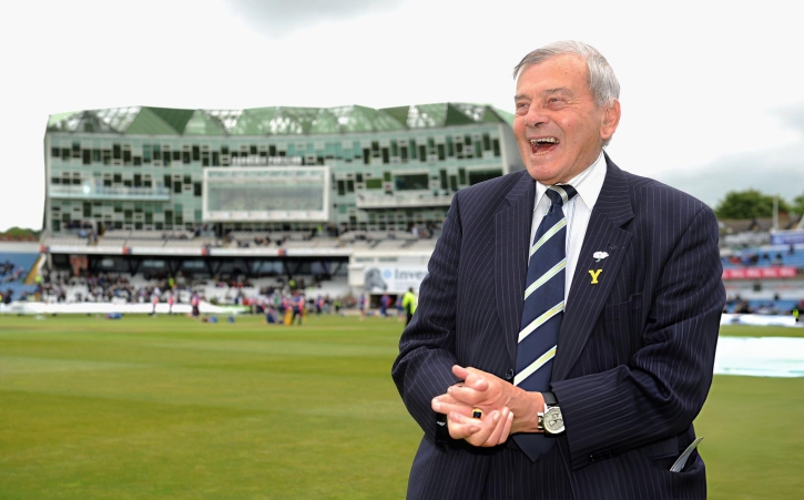 পরপারে পাড়ি জমালেন জনপ্রিয় আম্পায়ার বার্ড পরপারে পাড়ি জমালেন জনপ্রিয় আম্পায়ার বার্ড