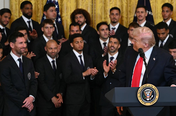 আপনি সম্ভবত পেলের চেয়েও সেরা – মেসিকে ট্রাম্প