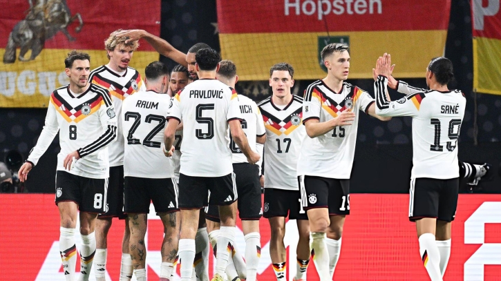 গোল উৎসব করে বিশ্বকাপে জার্মানি ও নেদারল্যান্ডস