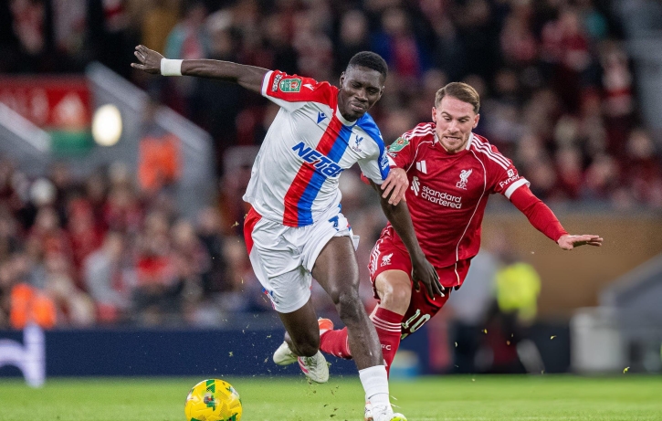 ৭ ম্যাচে ষষ্ঠ হার, লিগ কাপ থেকে লিভারপুলের বিদায়