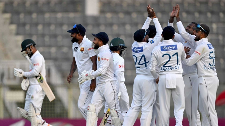 সিলেট টেস্টে যেন তাড়াতাড়ি হারতে চায় বাংলাদেশ সিলেট টেস্টে যেন তাড়াতাড়ি হারতে চায় বাংলাদেশ