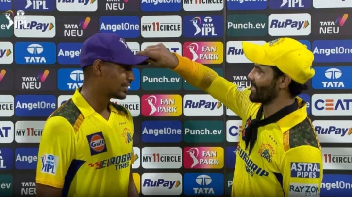 আইপিএলে ফিরেই আবারও চূড়ায় উঠলেন মুস্তাফিজ আইপিএলে ফিরেই আবারও চূড়ায় উঠলেন মুস্তাফিজ