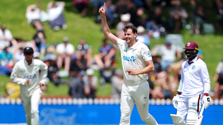 ডাফির পেস তোপে আড়াই দিনে ওয়েলিংটন টেস্ট জিতল নিউ জিল্যান্ড
