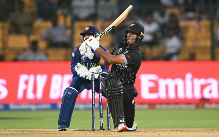শ্রীলঙ্কাকে উড়িয়ে শেষ চারে এক পা নিউ জিল্যান্ডের শ্রীলঙ্কাকে উড়িয়ে শেষ চারে এক পা নিউ জিল্যান্ডের