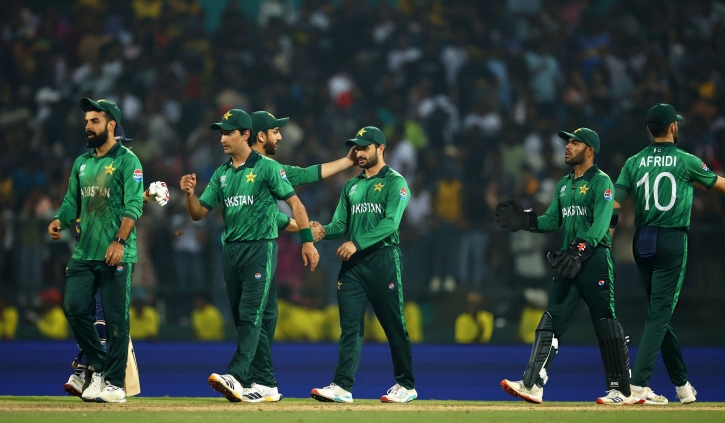 বিশ্বকাপ ব্যর্থতায় ‘আর্থিক জরিমানা’ পাকিস্তান ক্রিকেটারদের