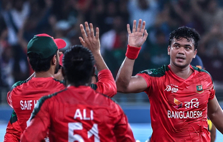 টানা ২ দিন খেলা বাংলাদেশের জন্য খুবই কঠিন হবে: সিমন্স
