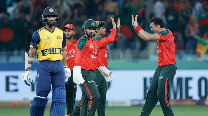 শ্রীলঙ্কাকে হারাতে ১৬৯ রানের লক্ষ্য পেল বাংলাদেশ শ্রীলঙ্কাকে হারাতে ১৬৯ রানের লক্ষ্য পেল বাংলাদেশ