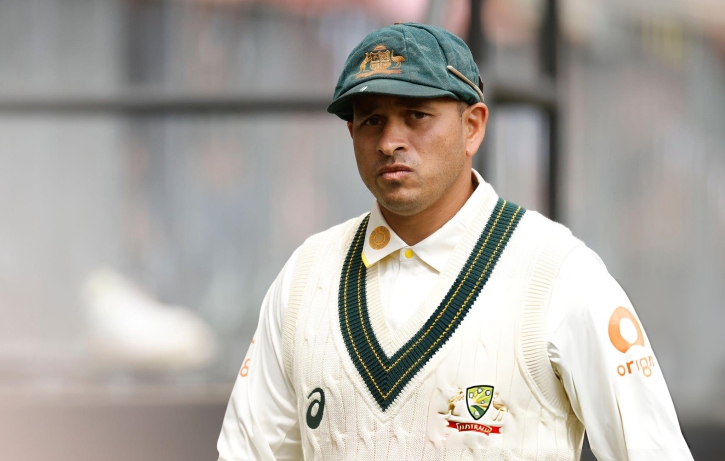 পার্থের পিচের সমালোচনা করে বিপাকে খাজা