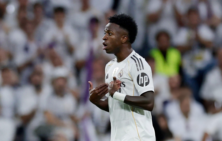 ক্লাসিকোয় ক্ষুব্ধ প্রতিক্রিয়ার জন্য ক্ষমা চাইলেন ভিনিসুস