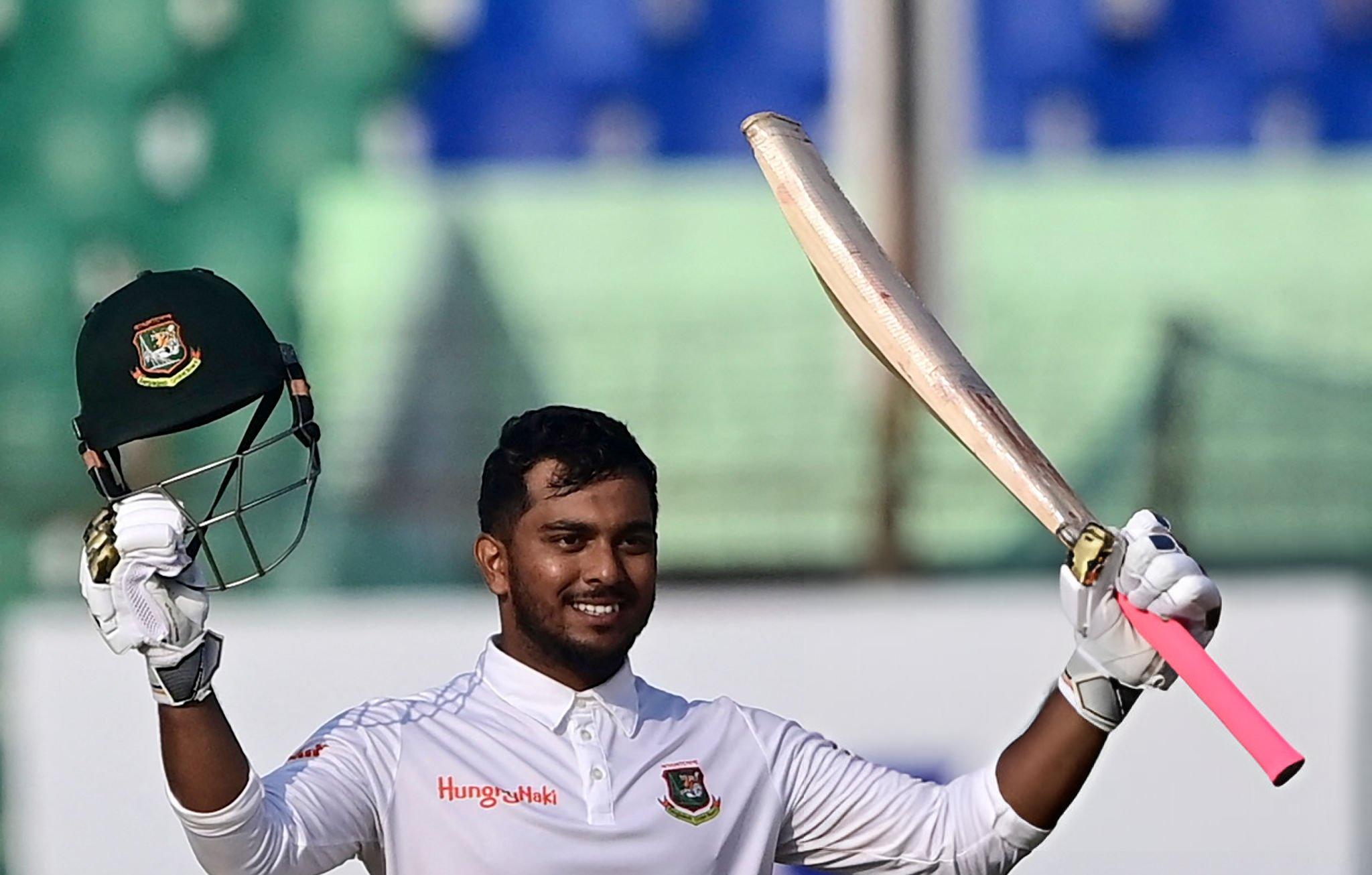 সবশেষ শতরানের জুটির ইনিংসে সেঞ্চুরি হাঁকিয়েছিলেন জাকির