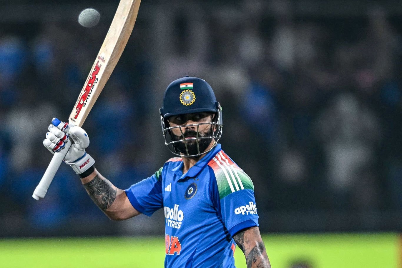 ওয়ানডে ক্যারিয়ারের ৫৪তম সেঞ্চুরি হাঁকান কোহলি